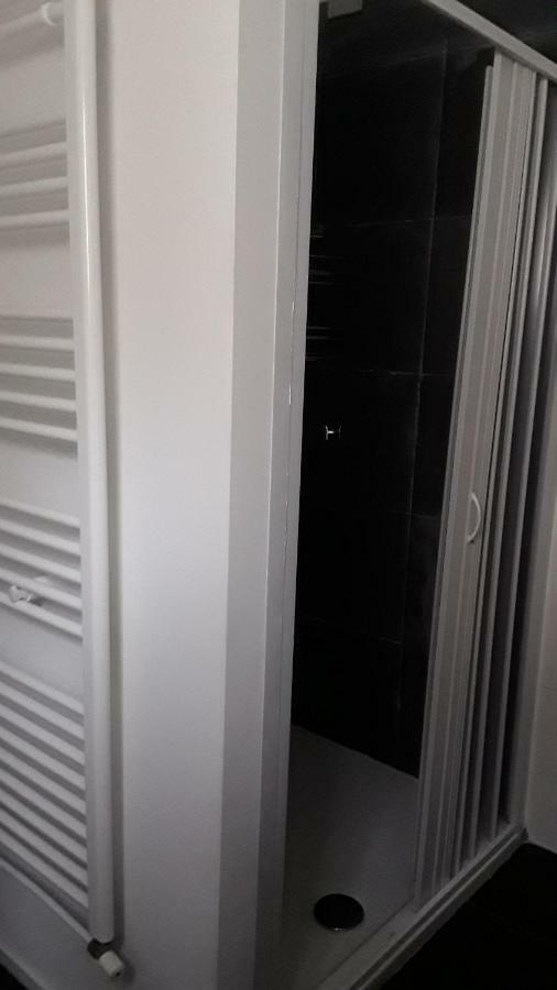 Archimede Apartment Pavia Bagian luar foto